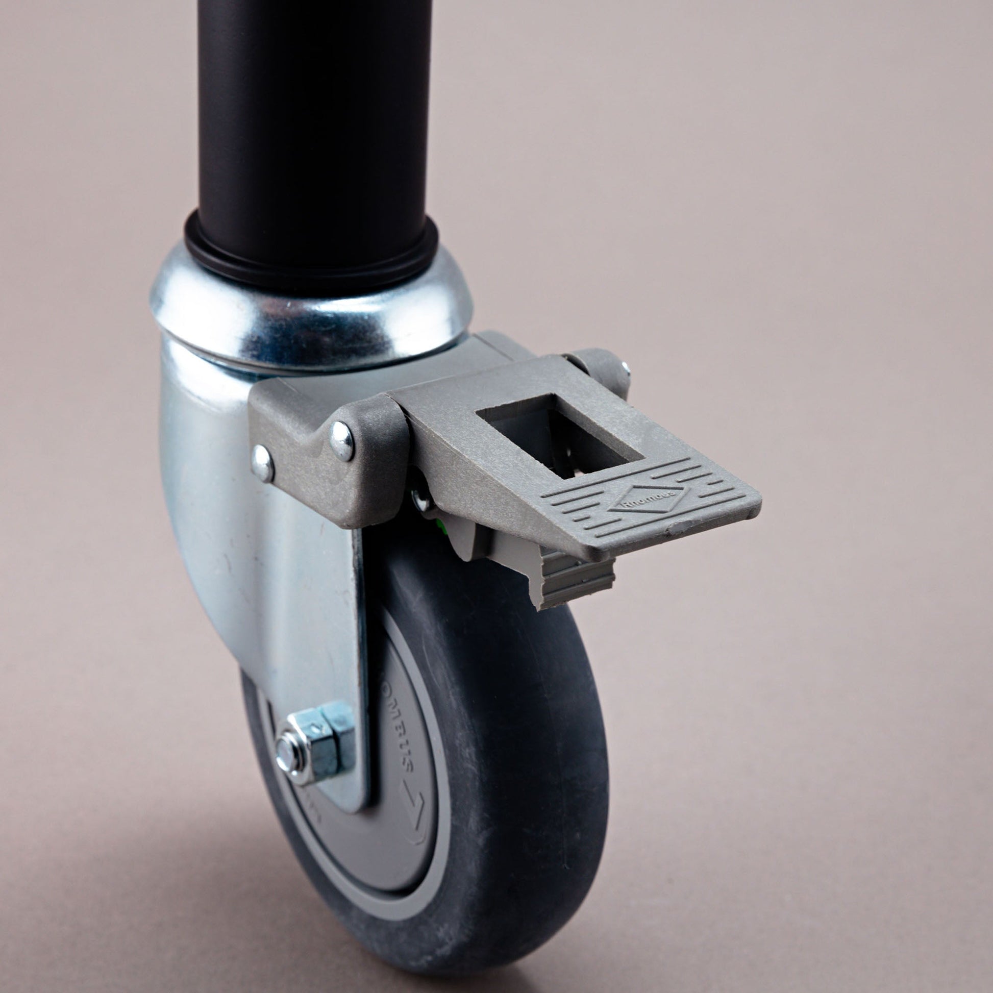 1"1/4 (CALLED) 42mm STARTER PIN WITH 100mm (4") WHEELS SET - Grip Support Store