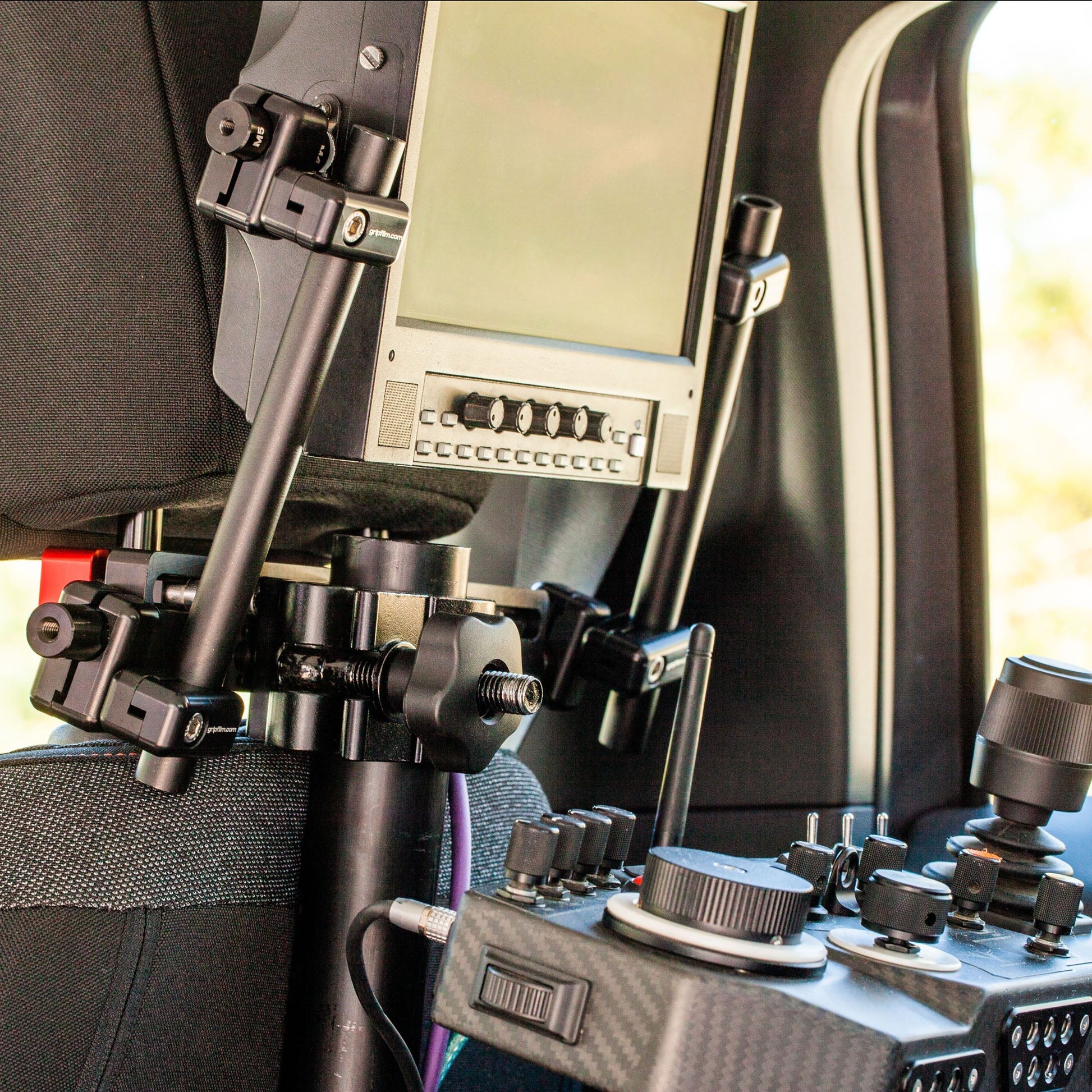 HEADREST CAR CLAMP SET - Grip Support Store