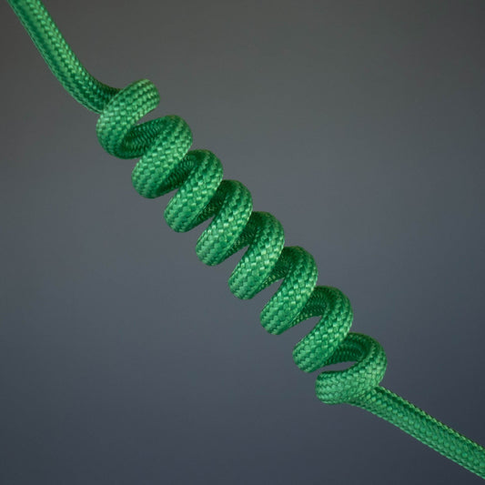 #09  – Solid Green