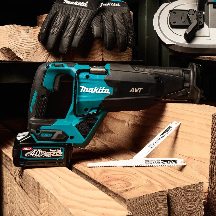 Makita GRJ02M1 40V max XGT® Brushless Cordless AVT® Orbital Recipro Saw Kit (4.0Ah) - Grip Support Store