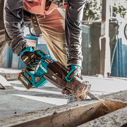 Makita GRJ02M1 40V max XGT® Brushless Cordless AVT® Orbital Recipro Saw Kit (4.0Ah) - Grip Support Store