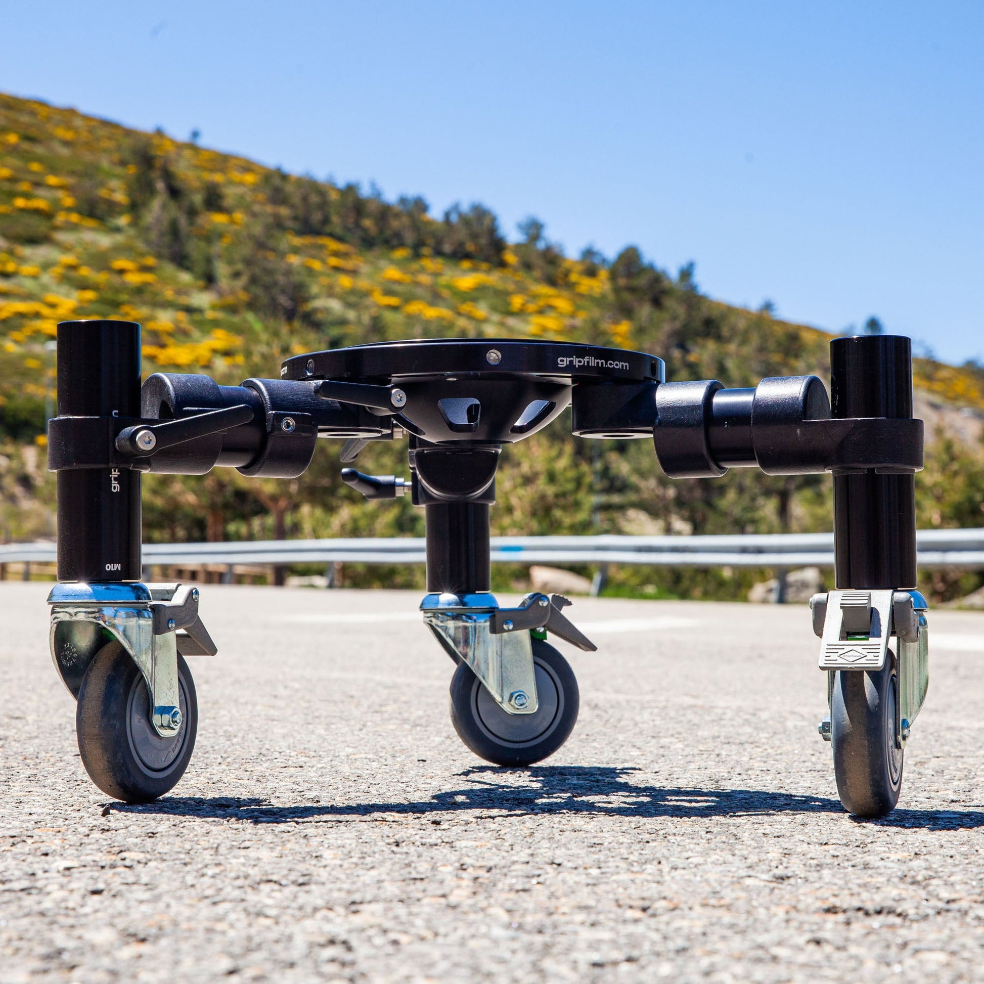 1-1/2" - 4" THREE STUDIO WHEELS SET - Grip Support Store