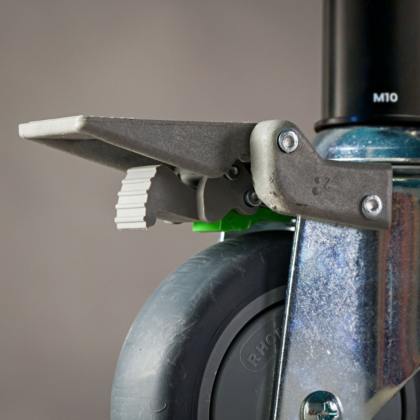 1-1/2" - 4" THREE STUDIO WHEELS SET - Grip Support Store