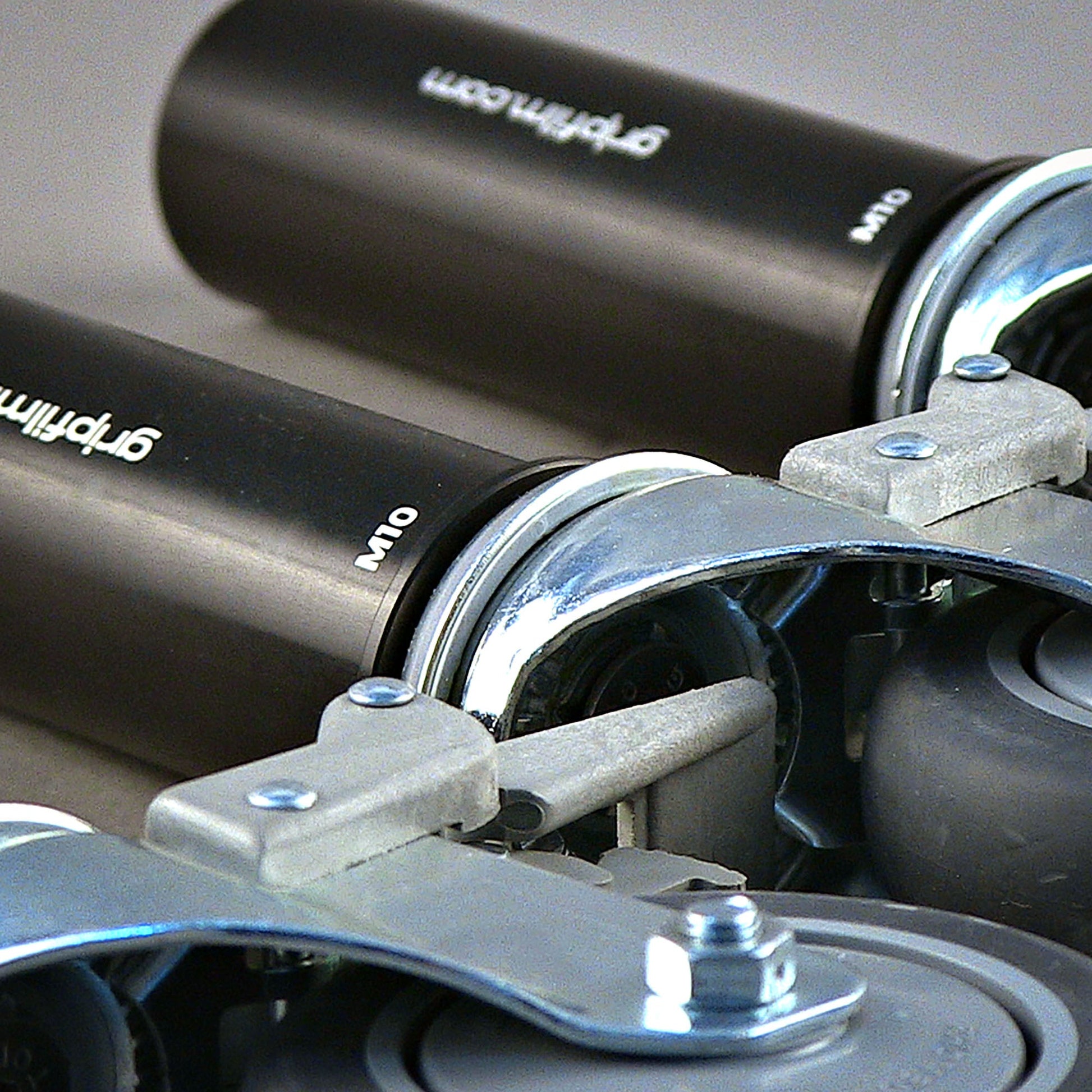 1-1/2" - 4" THREE STUDIO WHEELS SET - Grip Support Store