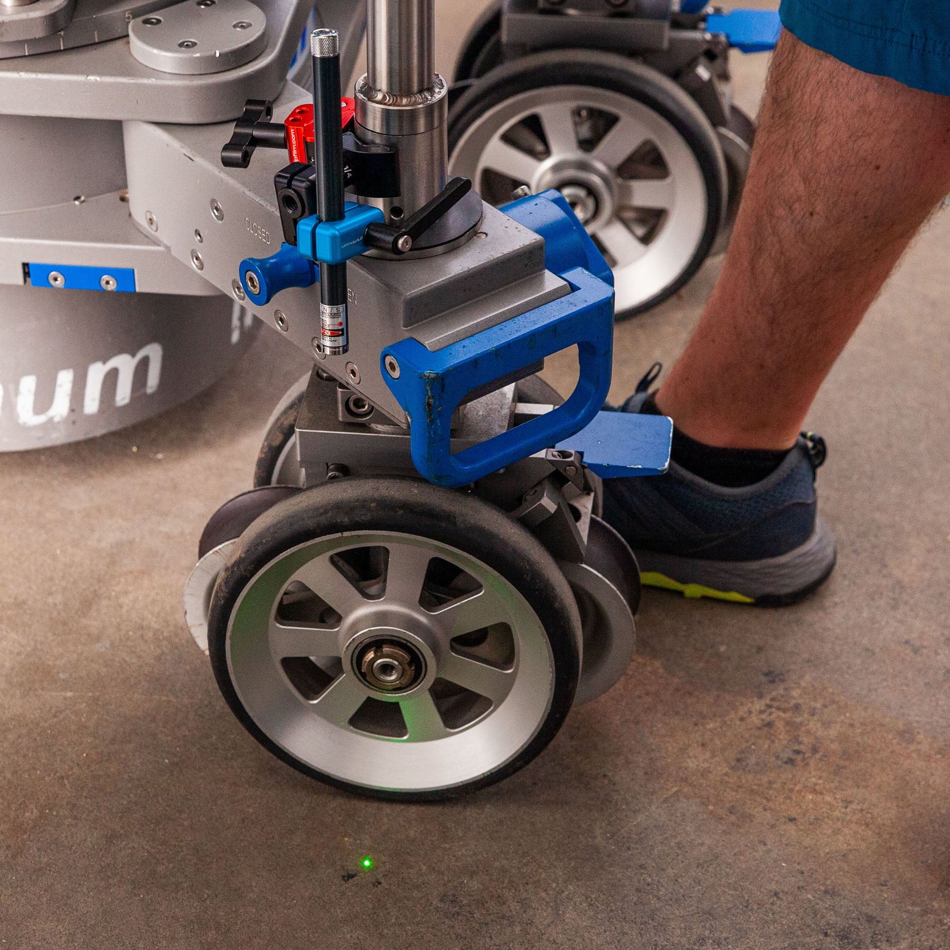 UNIVERSAL CLAMP - Grip Support Store